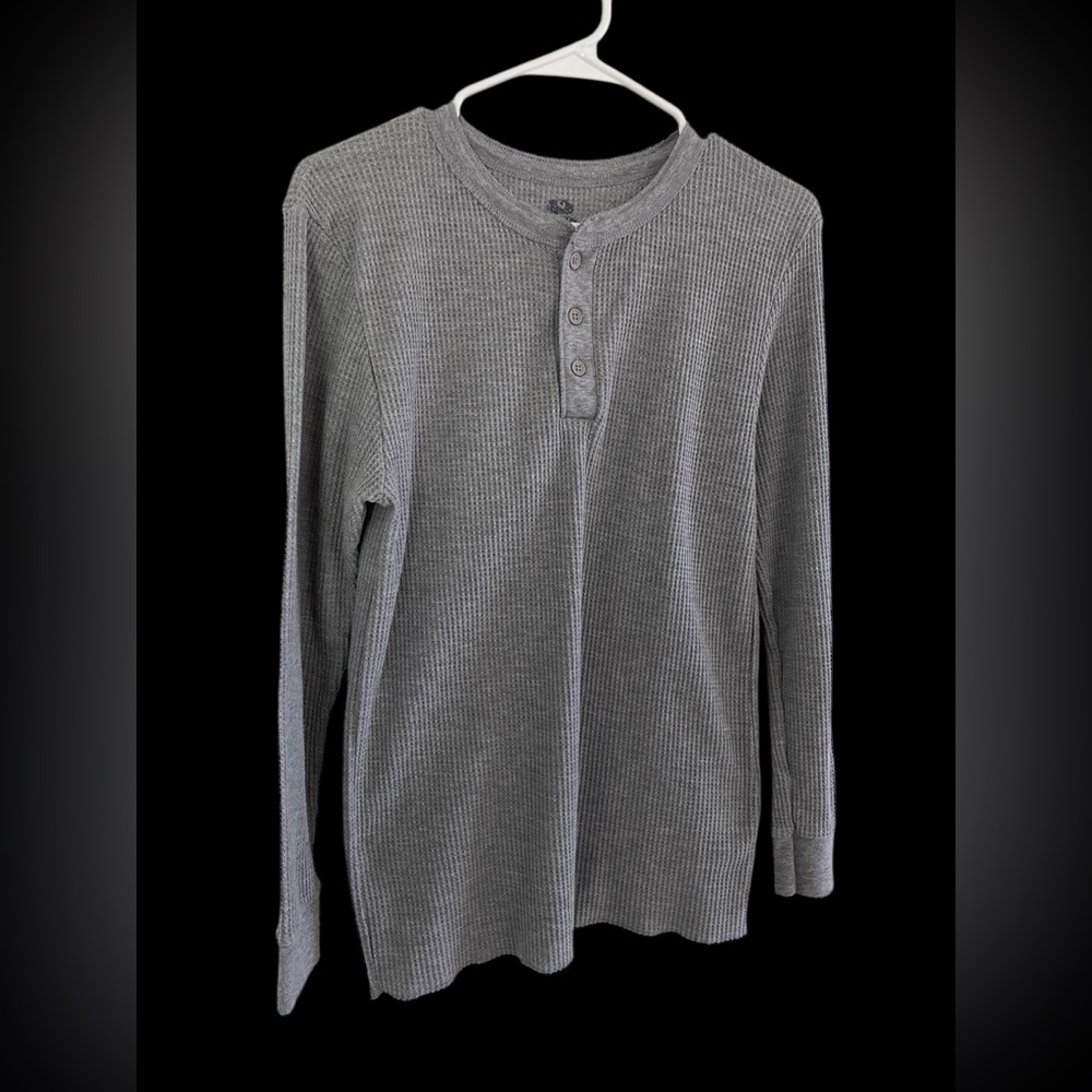 NWOT‎ Fruit of the Loom Gray Long Sleeve Henley Tee